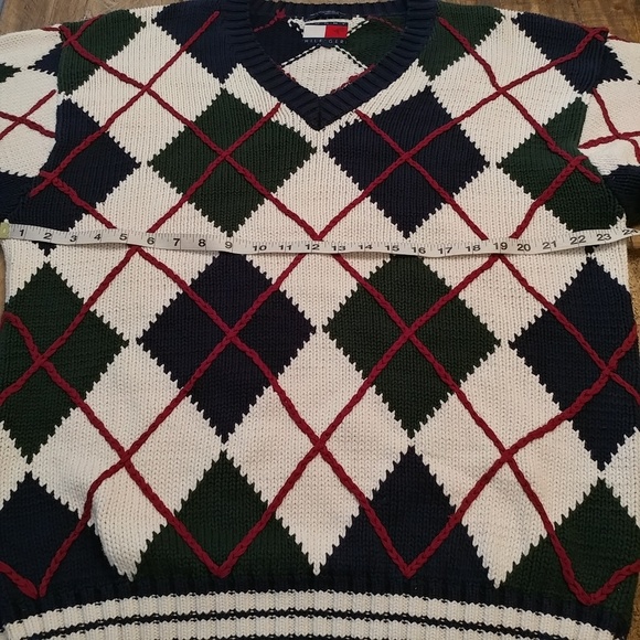 Tommy Hilfiger Heavyweight Argyle Knitted Sweater - Picture 3 of 8